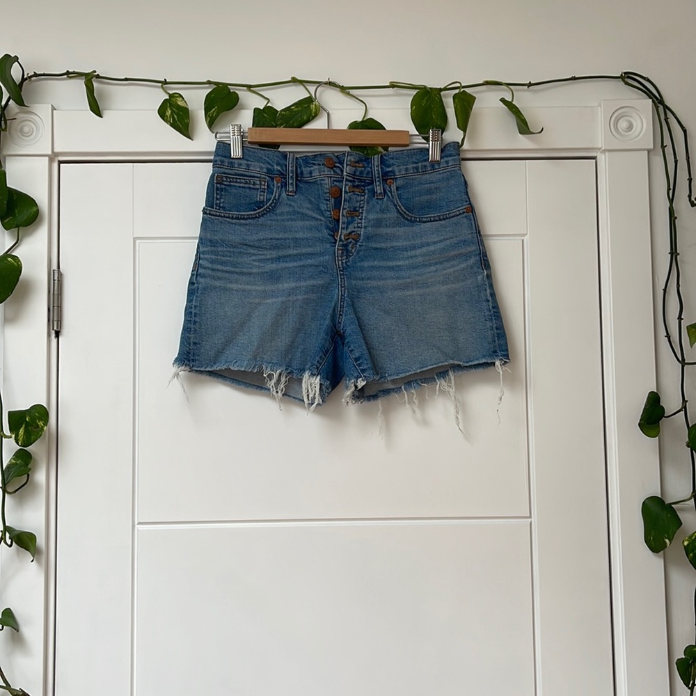 Madewell cutoff stretchy denim shorts